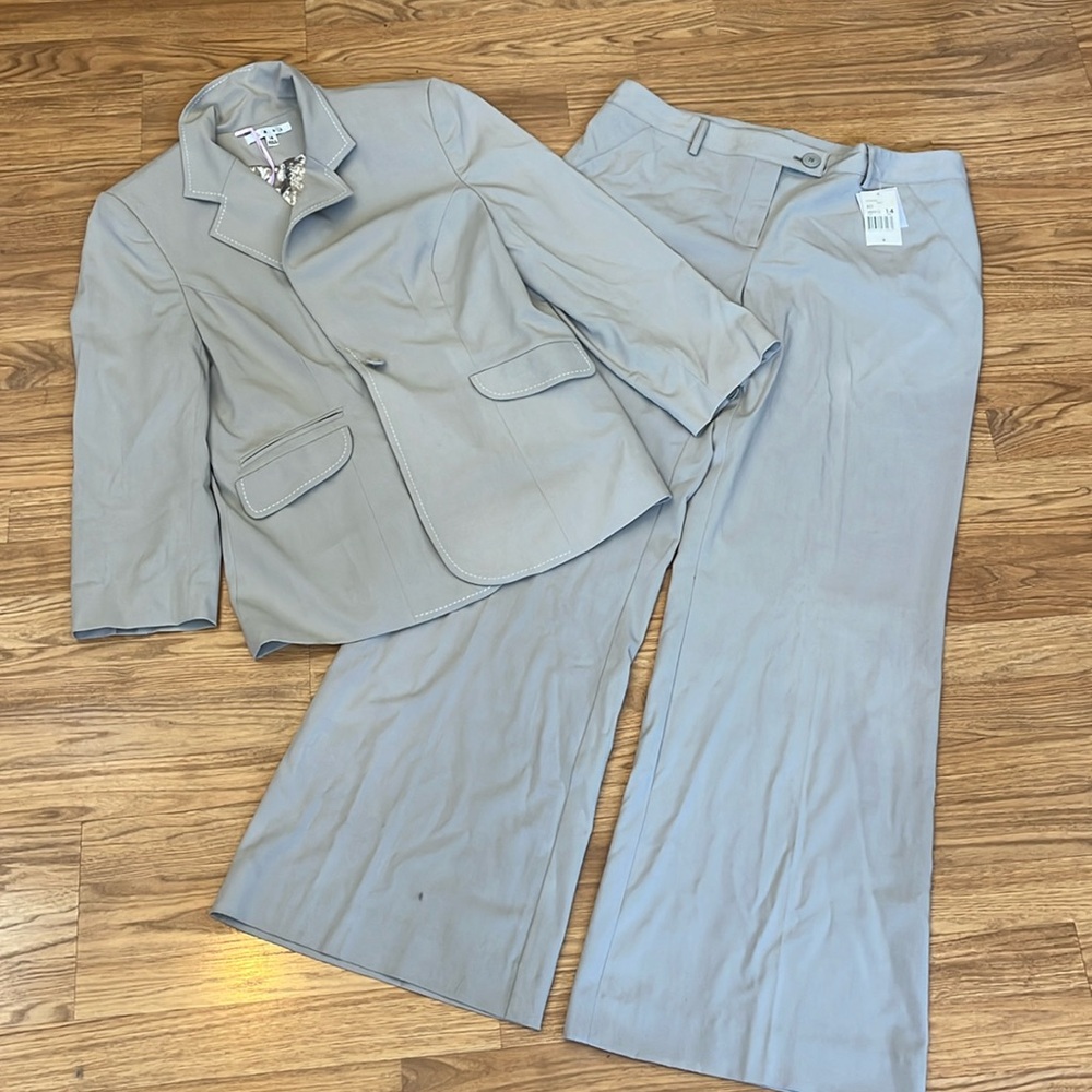 CAbi Suit Dynamo 2 Piece Jacket Blazer & Wide Leg Trouser Pant Suit Mist 14 NWT